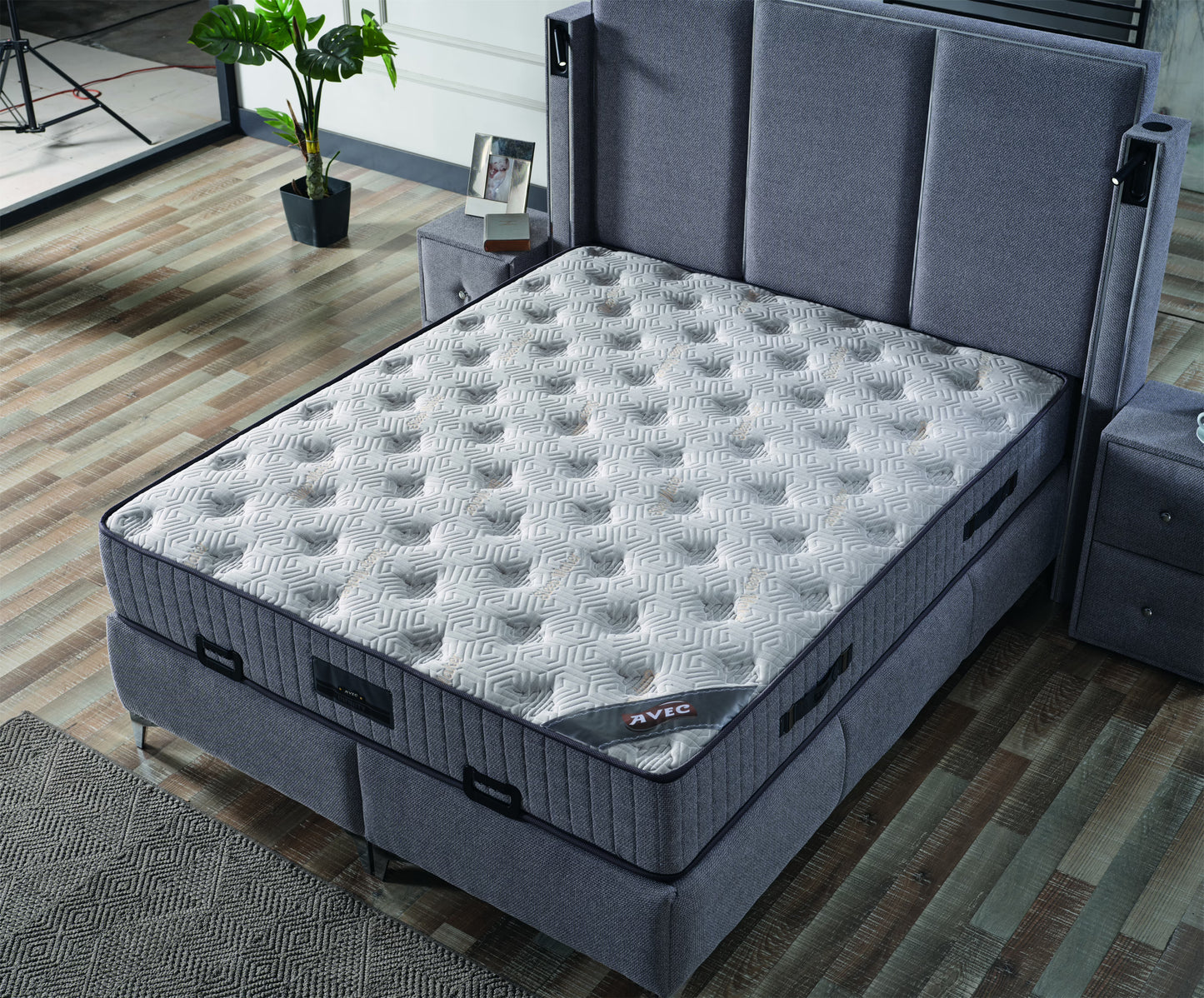 SIDNEY Opbevaringsseng m. Hovedgavl