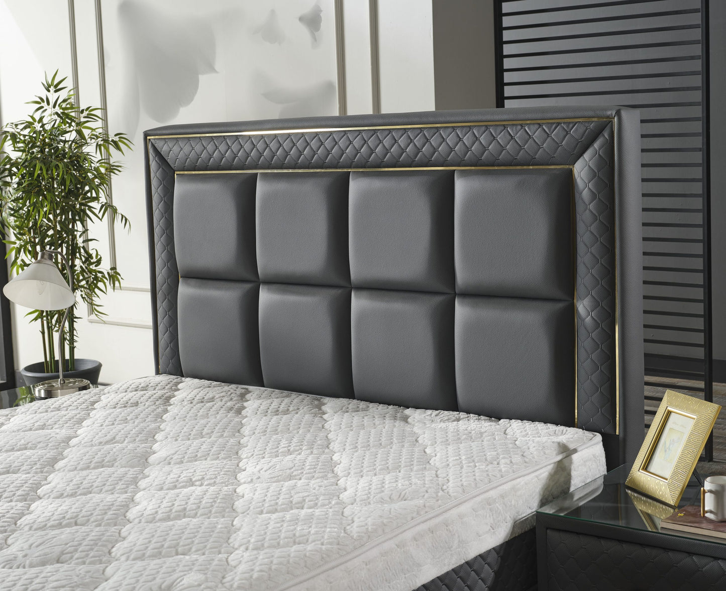 LIFE STYLE Opbevaringsseng m. Hovedgavl