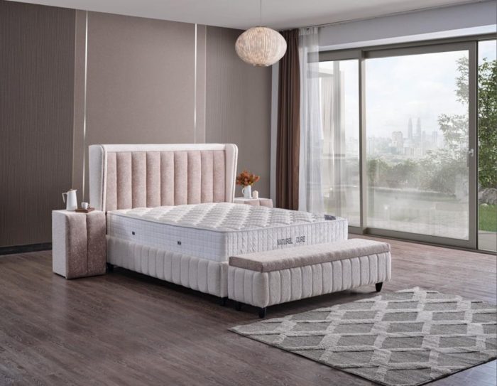 PANAMA Opbevaringsseng m. Hovedgavl