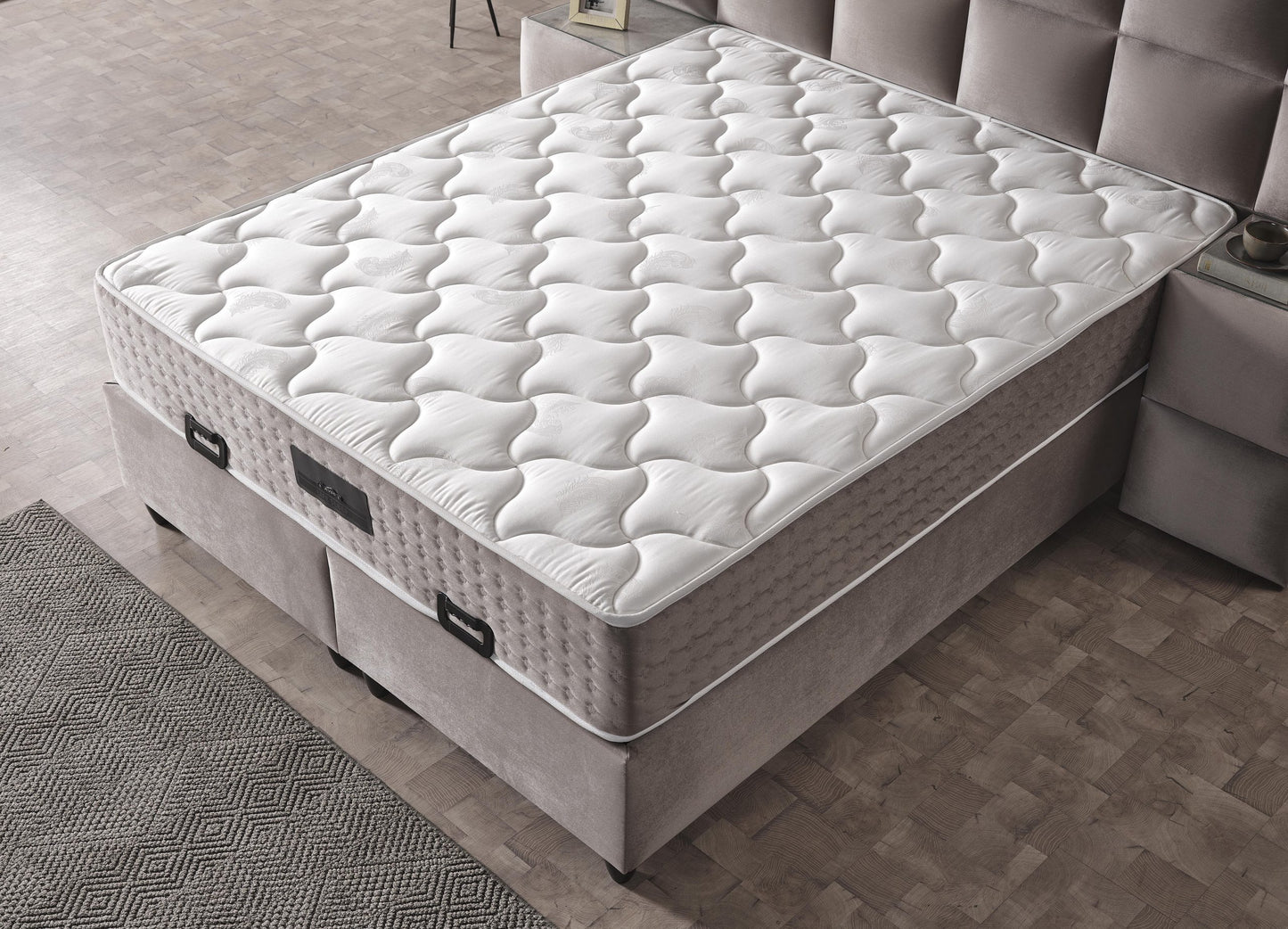 VENEZIA Opbevaringsseng m. Hovedgavl