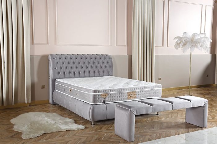 DEFNE Opbevaringsseng m. Hovedgavl