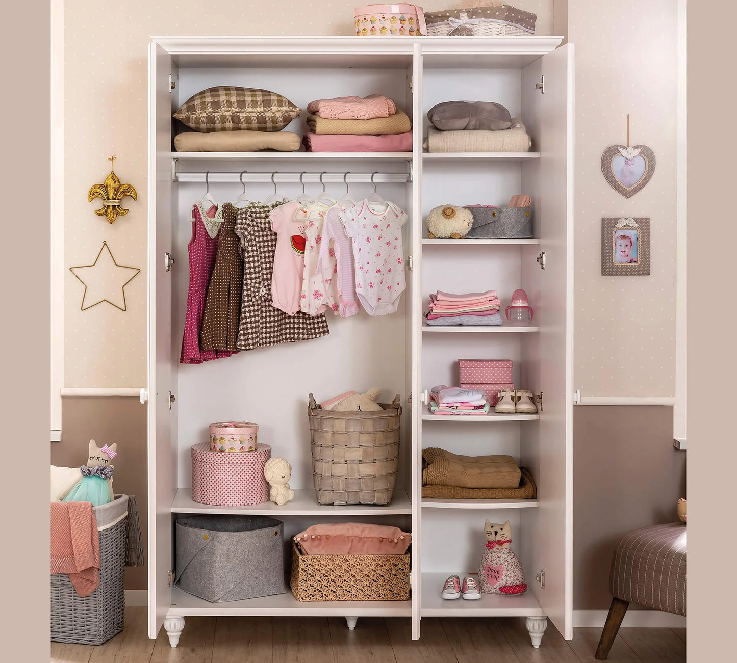 ROMANTICA Børneværelsessæt