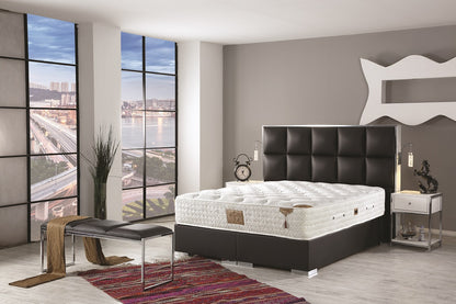 AMSTERDAM Opbevaringsseng m. Hovedgavl