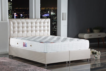 CARMEN Opbevaringsseng m. Hovedgavl