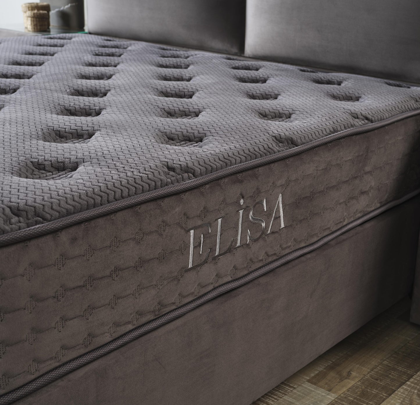 ELISA Opbevaringsseng m. Hovedgavl