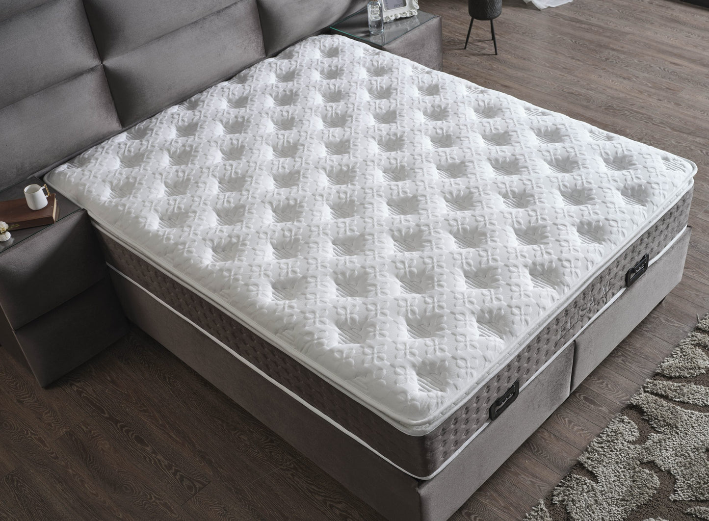 ELISA XL Opbevaringsseng m. Hovedgavl