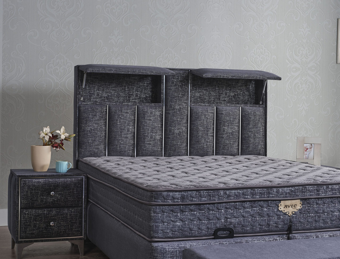 MODA Opbevaringsseng m. Hovedgavl