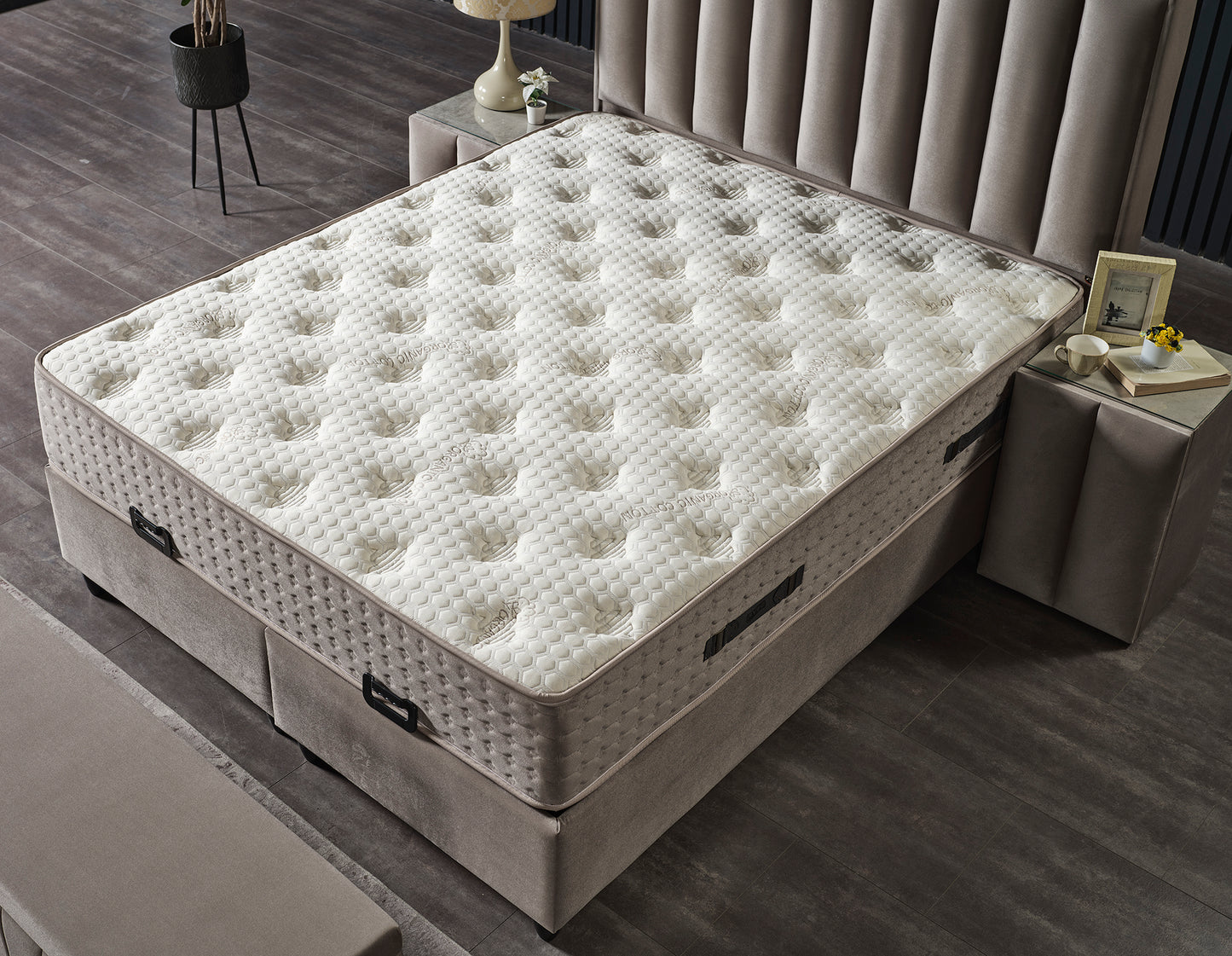 PASIFIK Opbevaringsseng m. Hovedgavl