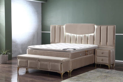 BELLA Opbevaringsseng m. Hovedgavl