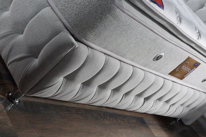 ZUMRUT Opbevaringsseng m. Hovedgavl