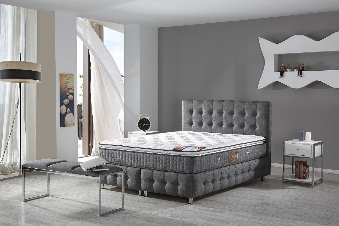 SARAY Opbevaringsseng m. Hovedgavl