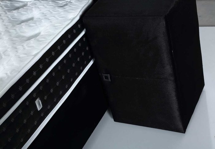 BLOCK Opbevaringsseng m. Hovedgavl