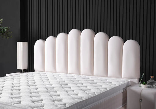 OKYANUS Opbevaringsseng m. Hovedgavl