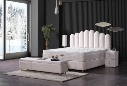 OKYANUS Opbevaringsseng m. Hovedgavl