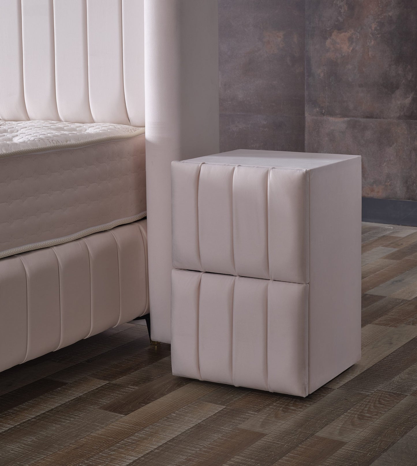 RUYA Opbevaringsseng m. Hovedgavl